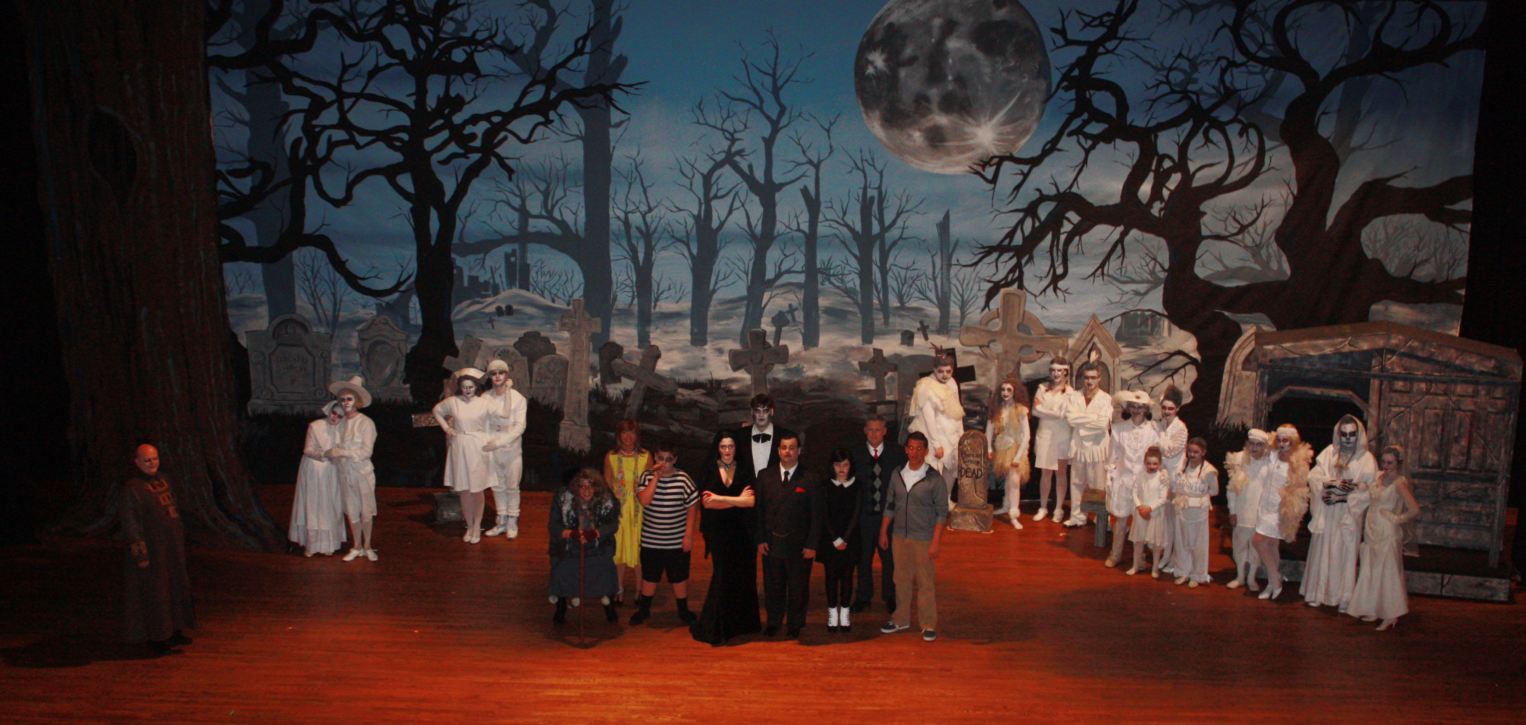 addams cemetary stage w actors